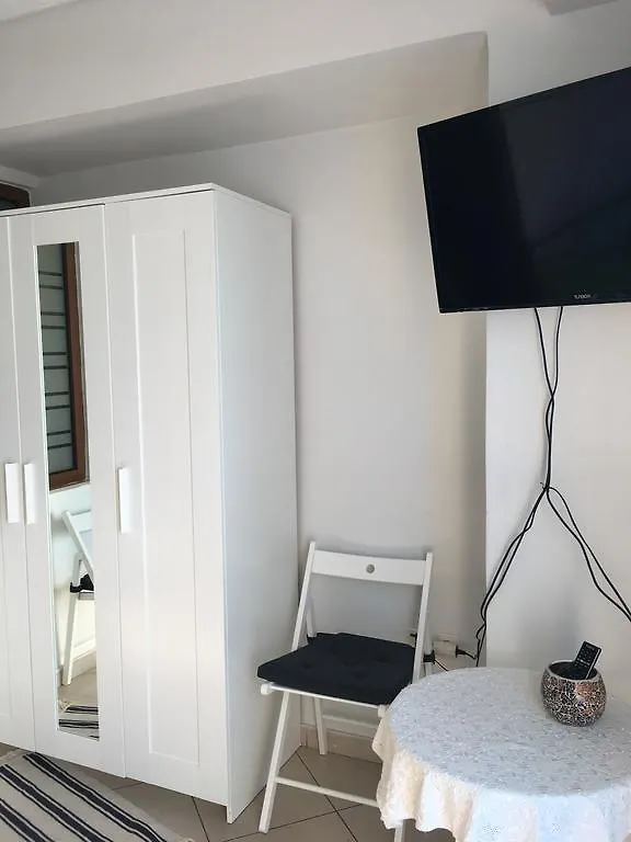 Office-Studio Theoxaris Soluň