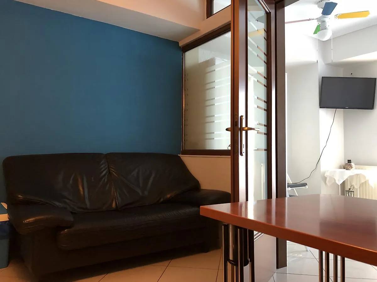Office-Studio Theoxaris Soluň